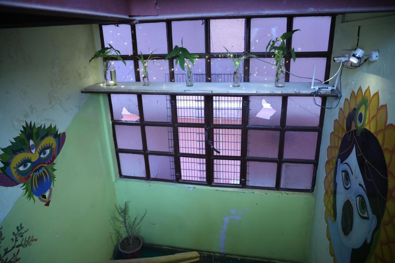 Good Vibes Hostel Waranasi Zewnętrze zdjęcie