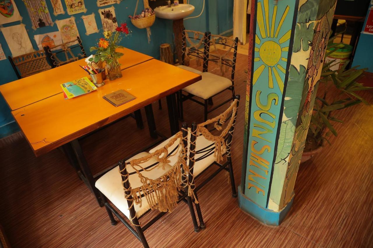 Good Vibes Hostel Waranasi Zewnętrze zdjęcie