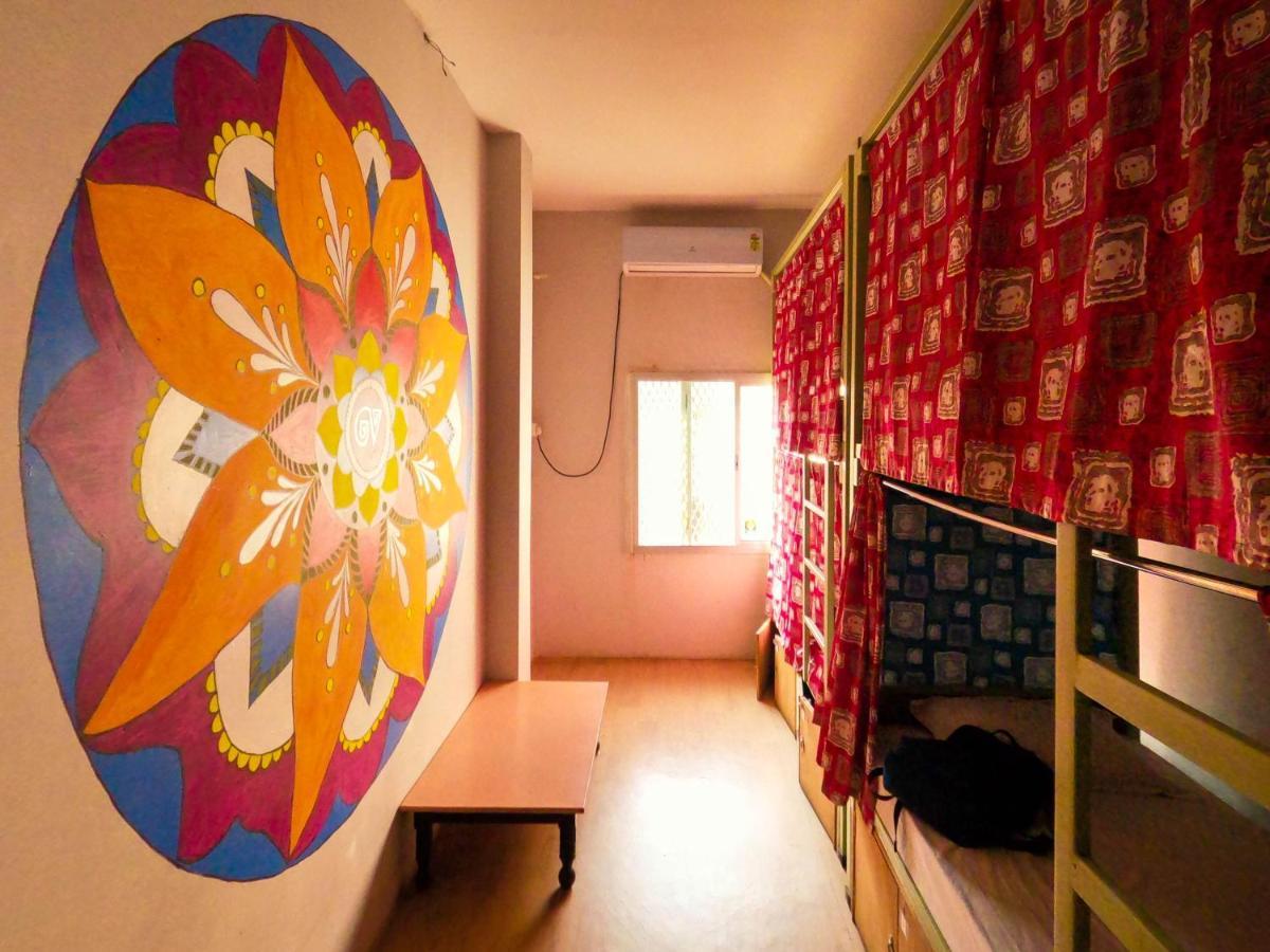 Good Vibes Hostel Waranasi Zewnętrze zdjęcie