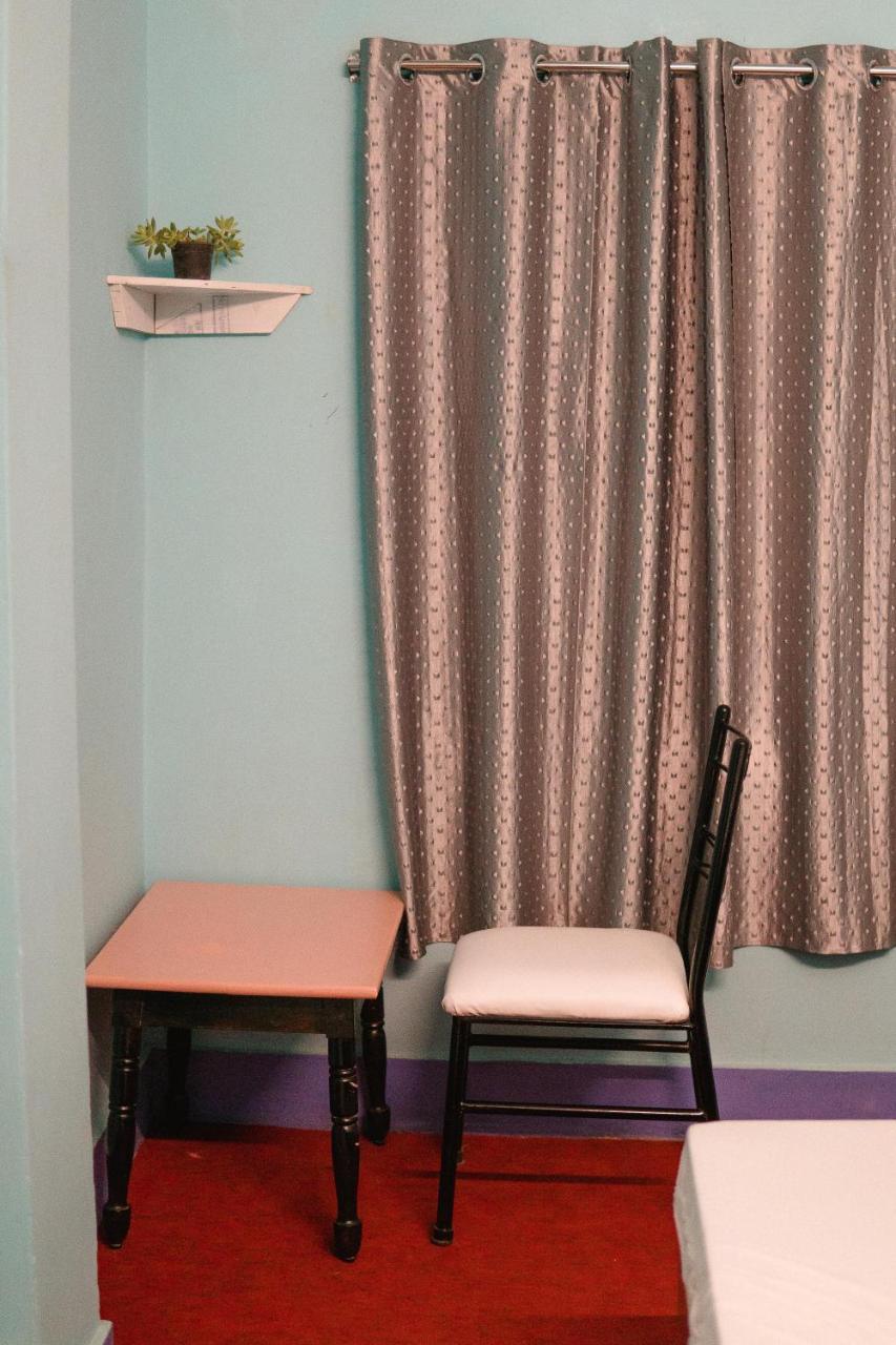 Good Vibes Hostel Waranasi Zewnętrze zdjęcie